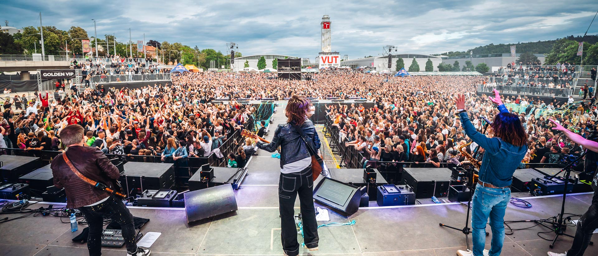 pano-brno-2025-koncerty-krokodyl3